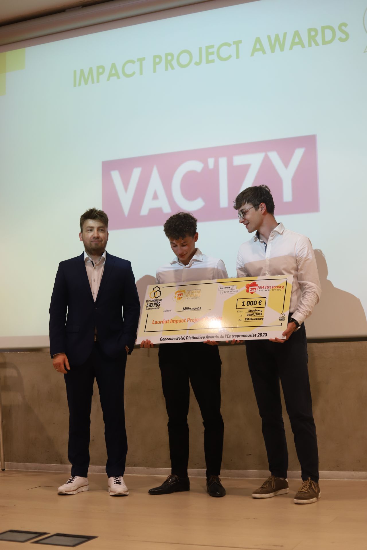 Impact Project Award - Vac'Izy